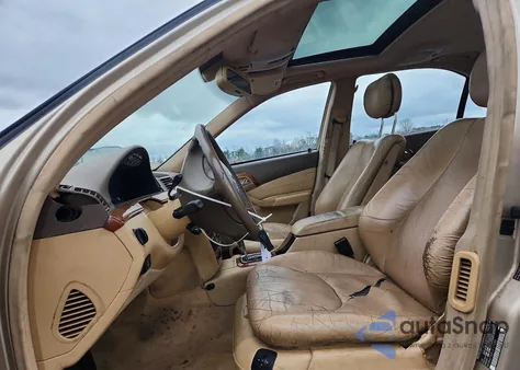 2001 Mercedes-Benz S 430 z USA, uszkodzony, nr VIN WDBNG70JX1A171285